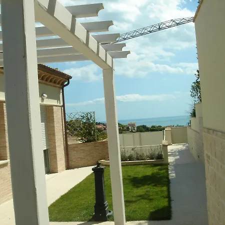 Quadrilocale, Giardino, Vista Mare * Сироло