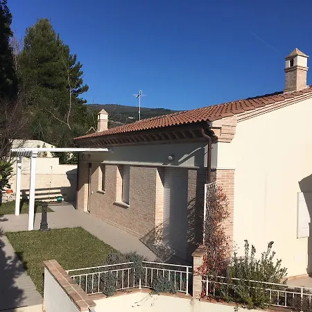 Апартаменты Quadrilocale, Giardino, Vista Mare *